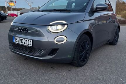 Fiat 500e 32.707 km 18.000 &euro; Villingen-Schwenningen 78052