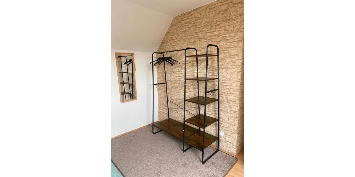 Dachgeschoßwohnung Villingen-Schwenningen Schwenningen - 2.5 Zimmer, 50 m&sup2;, 101.000&euro; | Angebot:25265665