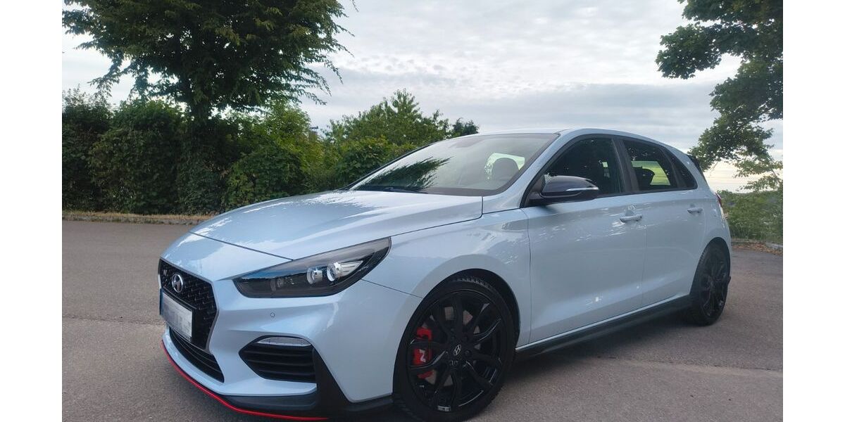 Hyundai i30 91.000 km 18.750 &euro; Sankt Georgen 78112