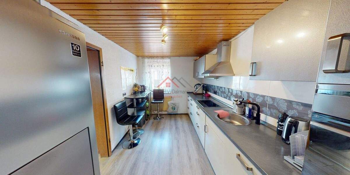 Etagenwohnung Tuttlingen - 5 Zimmer, 131 m&sup2;, 205.000&euro; | Angebot:25770902