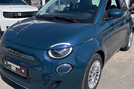 Fiat 500e 25.270 km 22.990 &euro; Villingen-Schwenningen 78052