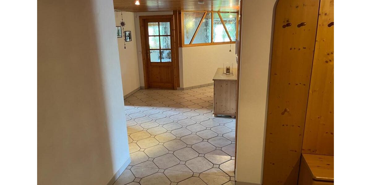 Bauernhaus, Landhaus Wutach - 8 Zimmer, 300 m&sup2;, 570.000&euro; | Angebot:22627426