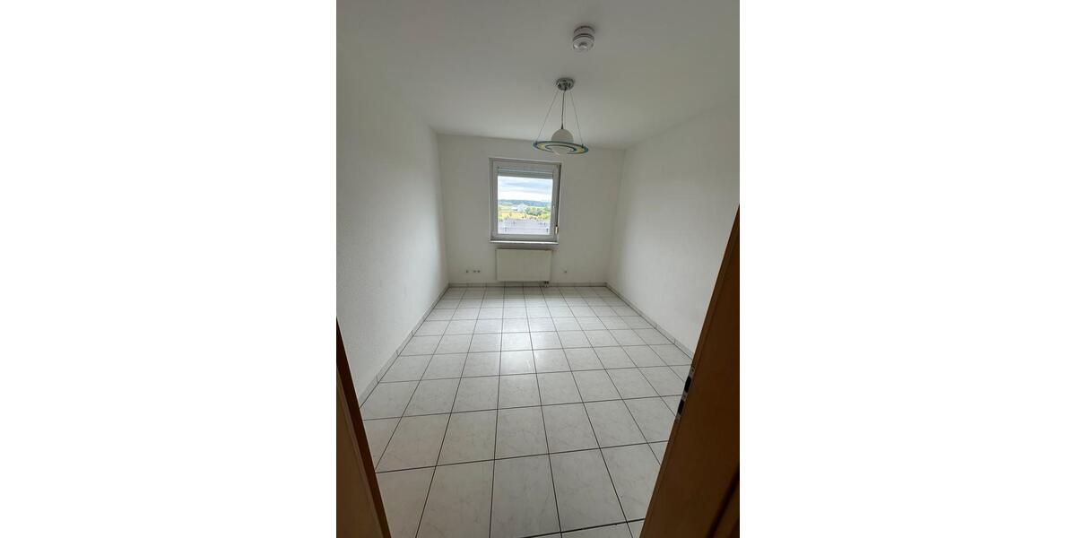 Etagenwohnung Villingen-Schwenningen Schwenningen - 5 Zimmer, 112 m&sup2;, 1.470&euro; | Angebot:25934843