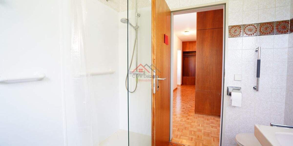 Bungalow Tuttlingen - 9 Zimmer, 206 m&sup2;, 520.000&euro; | Angebot:25667759