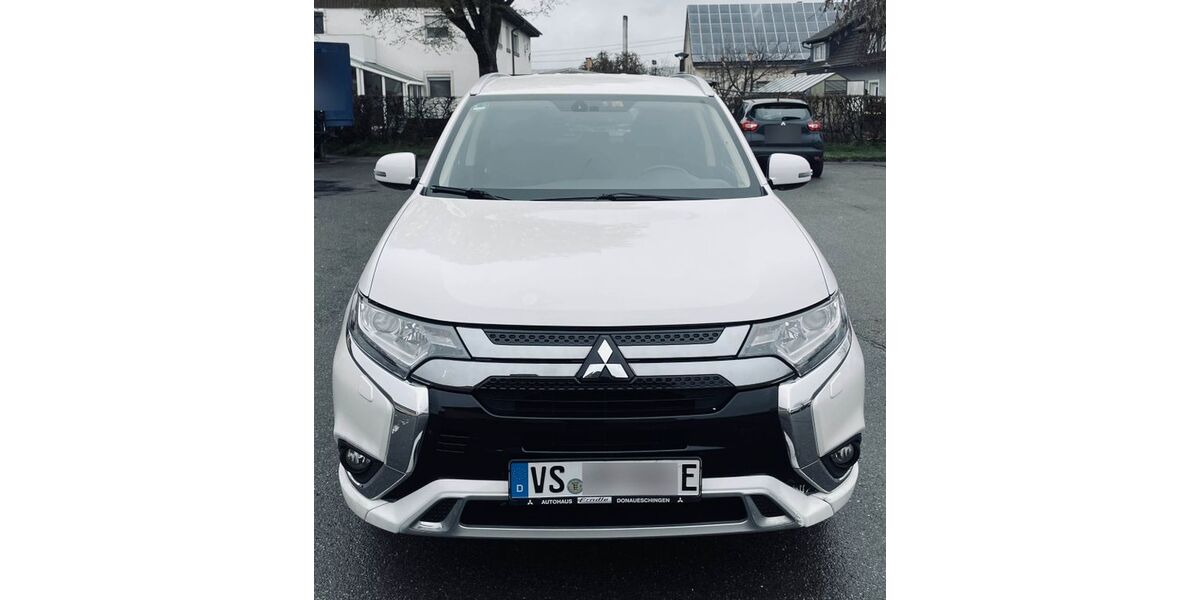 Mitsubishi Outlander 74.000 km 17.000 &euro; Donaueschingen 78166