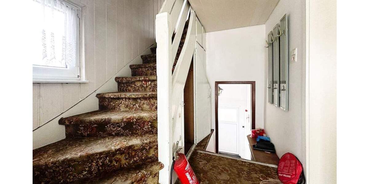 Einfamilienhaus Rottweil Göllsdorf - 6 Zimmer, 100 m&sup2;, 185.000&euro; | Angebot:25662398