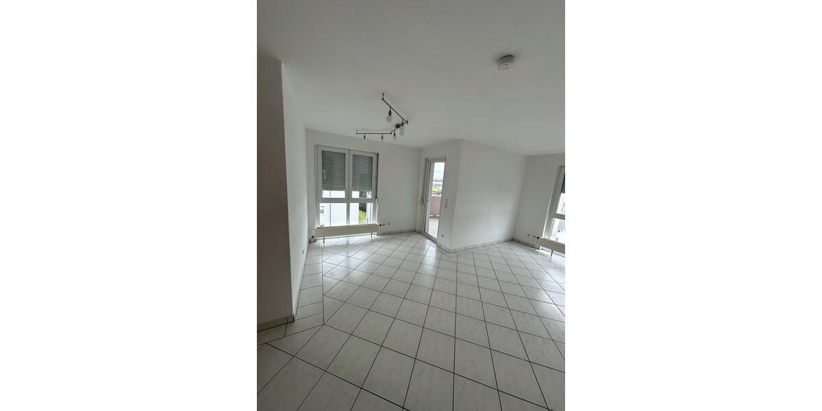 Etagenwohnung Villingen-Schwenningen Schwenningen - 5 Zimmer, 112 m&sup2;, 1.470&euro; | Angebot:25934843