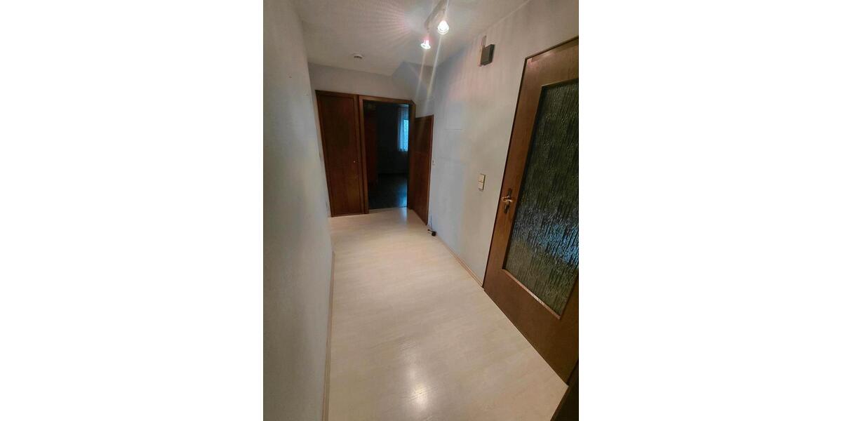 Mehrfamilienhaus, Wohnhaus Tuningen - 12 Zimmer, 241 m&sup2;, 410.000&euro; | Angebot:24806751