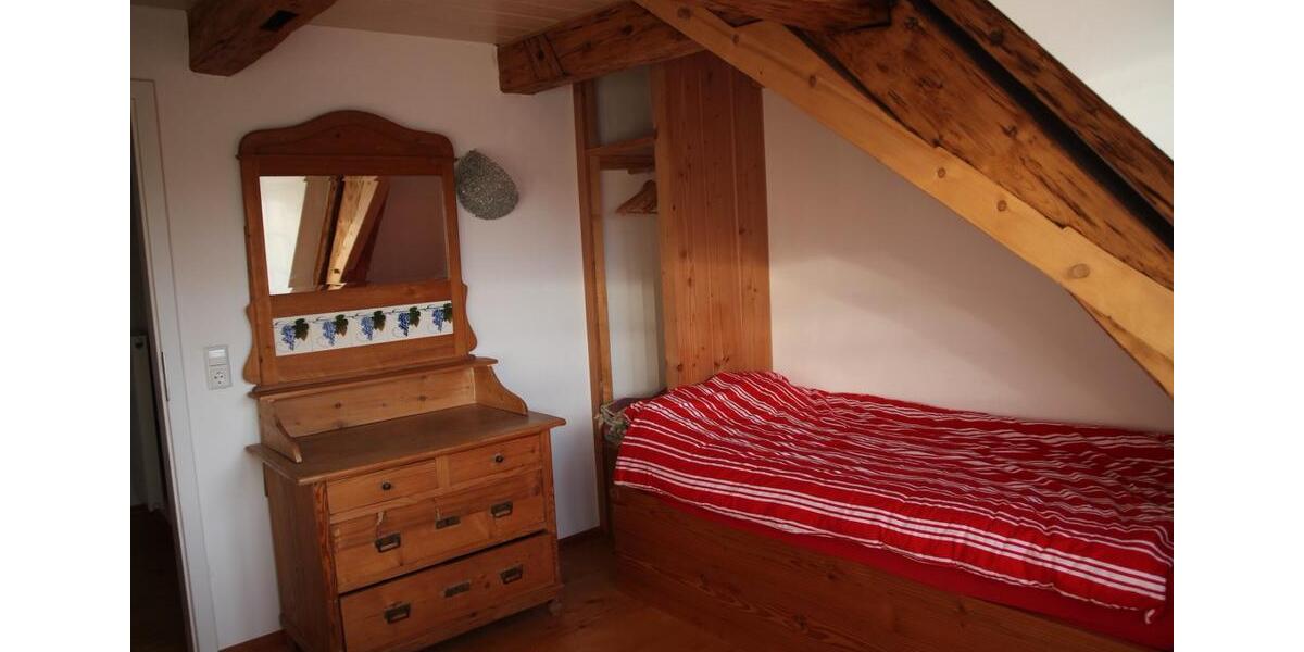 Etagenwohnung Titisee-Neustadt Neustadt - 6 Zimmer, 170 m&sup2;, 2.050&euro; | Angebot:25282584