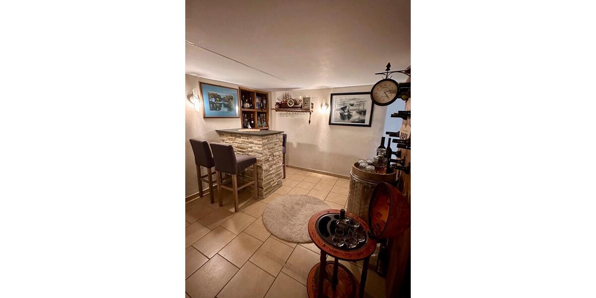 Einfamilienhaus Villingen-Schwenningen Schwenningen - 6 Zimmer, 240 m&sup2;, 395.000&euro; | Angebot:25637086