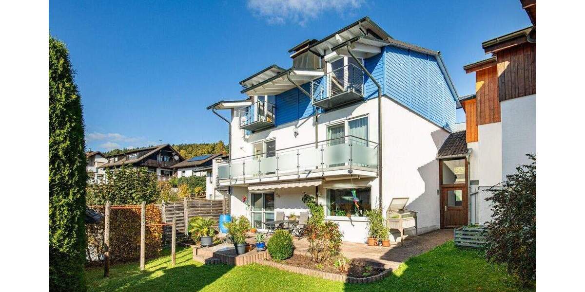 Reihenendhaus Titisee-Neustadt Neustadt - 7 Zimmer, 170 m&sup2;, 549.000&euro; | Angebot:25671481