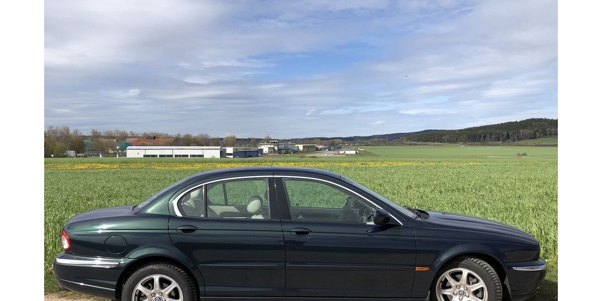 Jaguar X-Type 59.800 km 9.800 &euro; Schonach 78136
