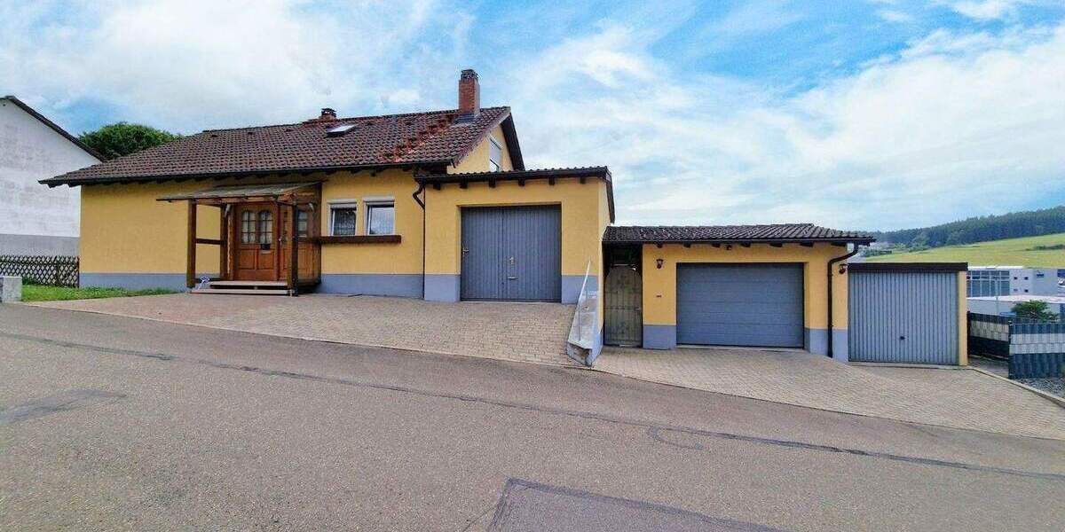 Einfamilienhaus Wehingen - 7 Zimmer, 160 m&sup2;, 519.000&euro; | Angebot:25685926