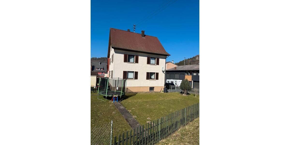 Einfamilienhaus Oberndorf am Neckar - 6 Zimmer, 163 m&sup2;, 310.000&euro; | Angebot:25256803