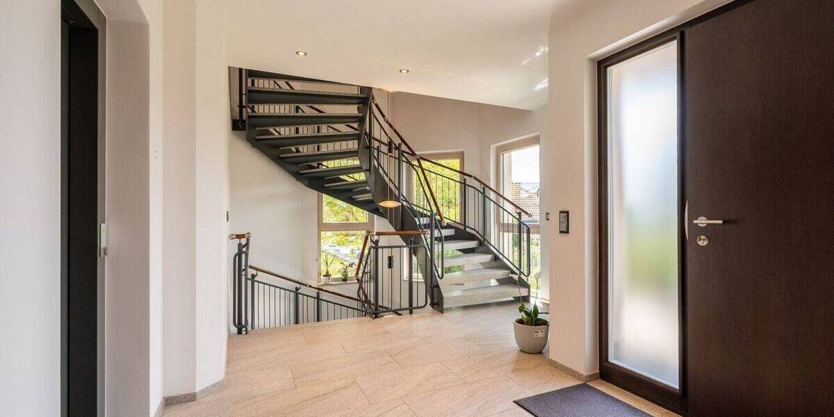 Mehrfamilienhaus, Wohnhaus Löffingen Dittishausen - 7 Zimmer, 257 m&sup2;, 999.000&euro; | Angebot:25678725