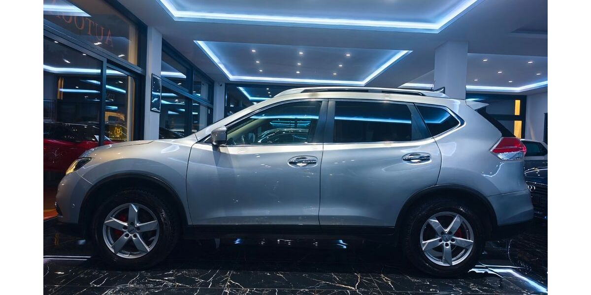 Nissan X-Trail 151.904 km 9.900 &euro; Denkingen 78588