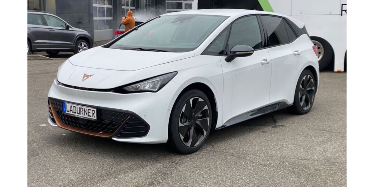 Cupra Born 35.500 km 27.690 &euro; Tuttlingen 78532