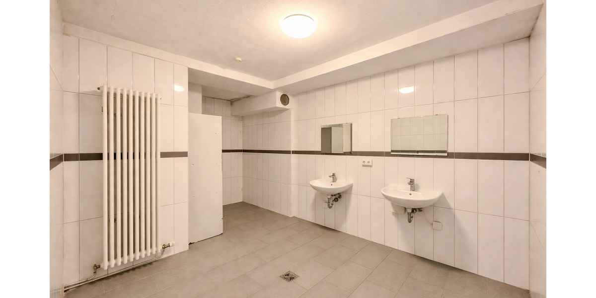 Mehrfamilienhaus, Wohnhaus Sankt Georgen im Schwarzwald Stadtgebiet - 2.077.000&euro; | Angebot:26043659