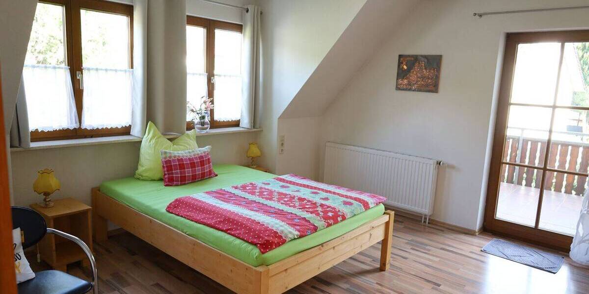 Etagenwohnung Zimmern - 5 Zimmer, 160 m&sup2;, 289.000&euro; | Angebot:25912990