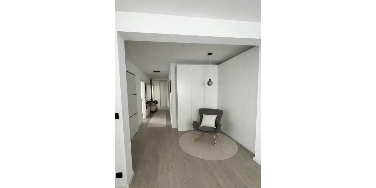 Etagenwohnung Villingen-Schwenningen Schwenningen - 3.5 Zimmer, 95 m&sup2;, 300.000&euro; | Angebot:25994631
