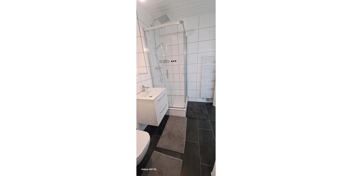 Dachgeschoßwohnung Villingen-Schwenningen Schwenningen - 2 Zimmer, 71 m&sup2;, 1.100&euro; | Angebot:25789584