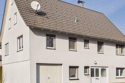 Haus Dunningen Seedorf - 4 Zimmer, 153 m&sup2;, 169.000&euro; | Angebot:25683393