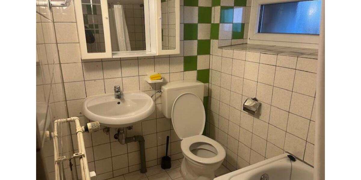 Etagenwohnung Villingen-Schwenningen Schwenningen - 1 Zimmer, 19 m&sup2;, 330&euro; | Angebot:25807567