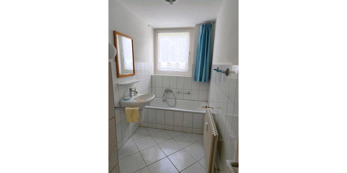 Hochparterre Oberndorf am Neckar - 3 Zimmer, 80 m&sup2;, 170.000&euro; | Angebot:26920778