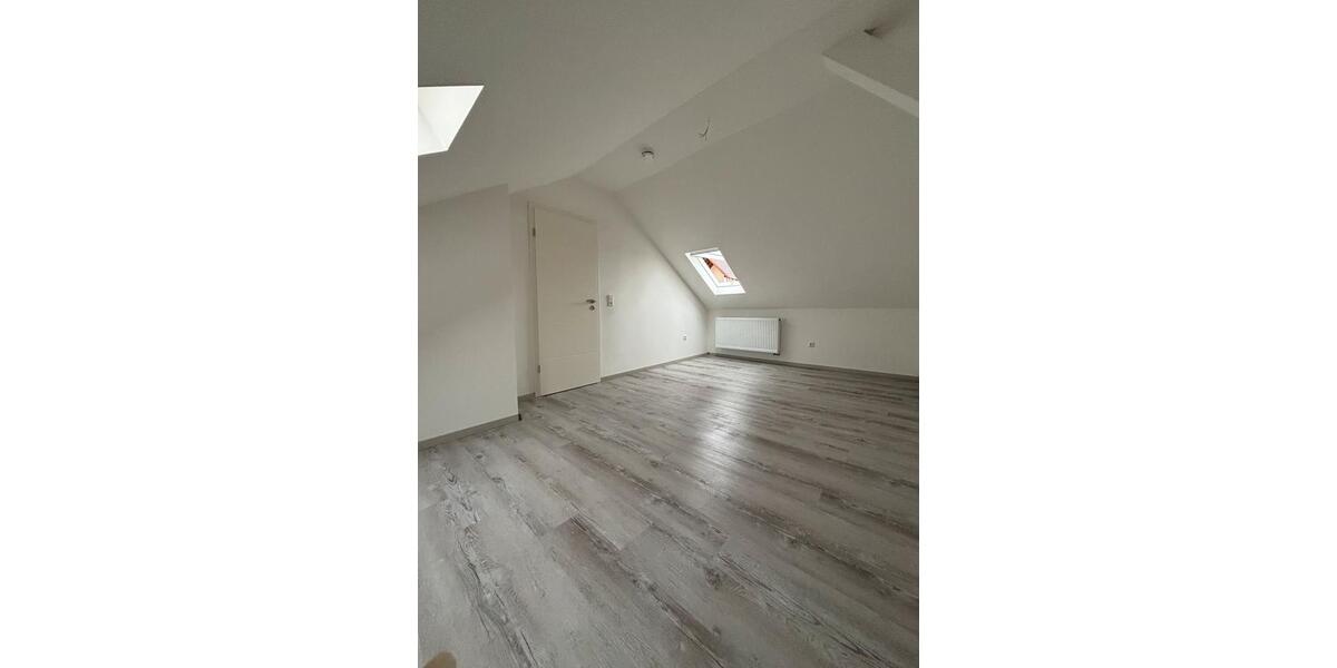 Maisonettenwohnung Tuttlingen - 4 Zimmer, 95 m&sup2;, 1.100&euro; | Angebot:25965651