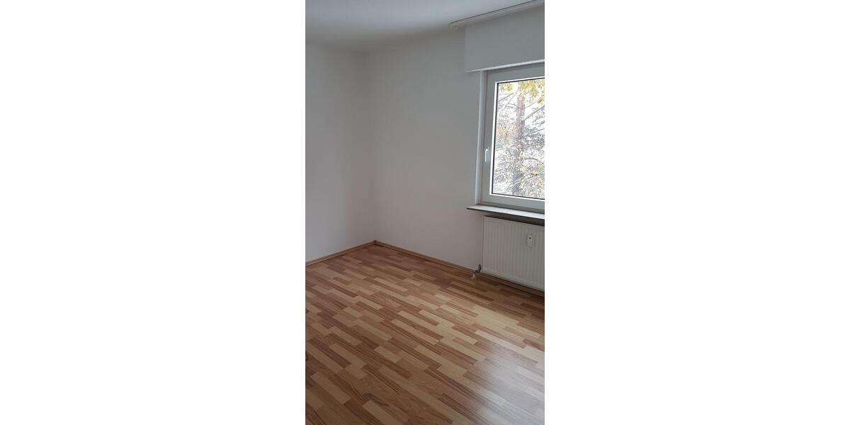 Etagenwohnung Villingen-Schwenningen Schwenningen - 3 Zimmer, 77 m&sup2;, 220.000&euro; | Angebot:25570784