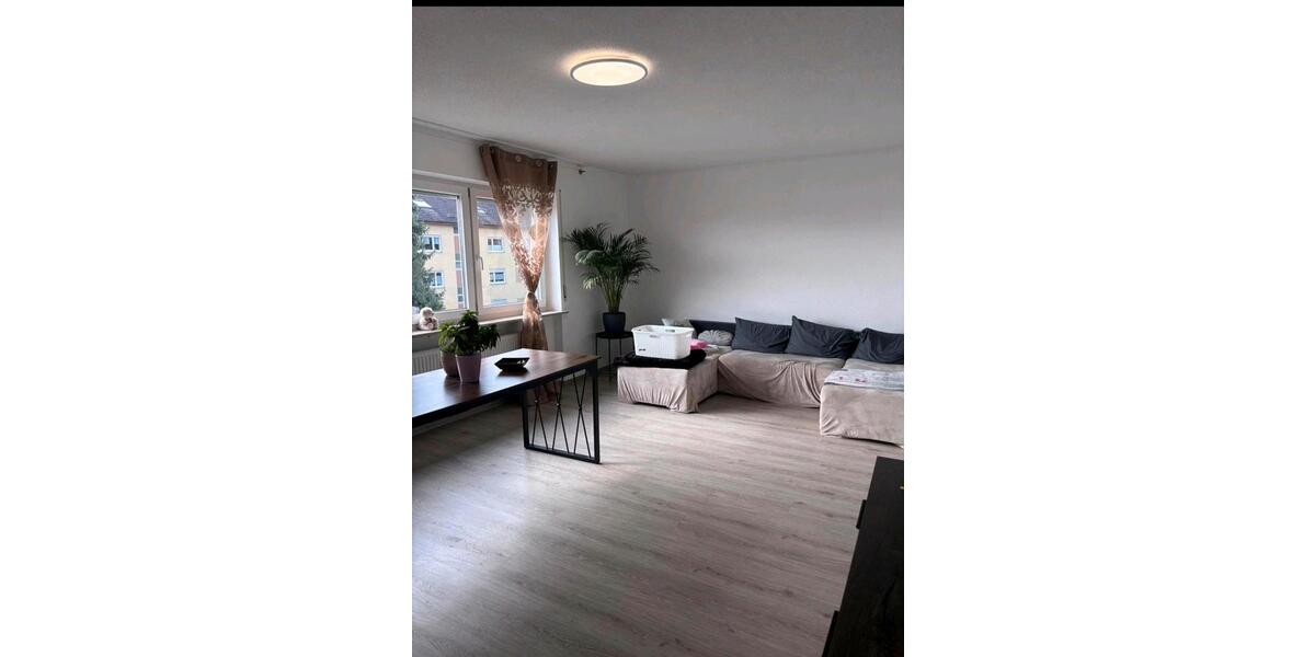 Etagenwohnung Donaueschingen - 3 Zimmer, 87 m&sup2;, 850&euro; | Angebot:25605452