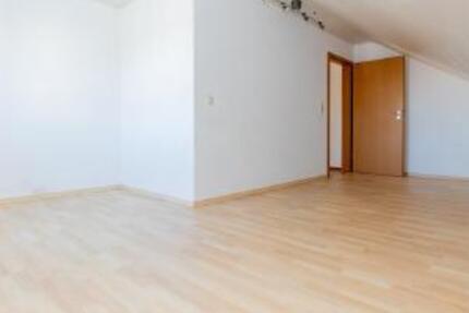 Wohnung Villingen-Schwenningen Schwenningen - 3 Zimmer, 82 m&sup2;, 990&euro; | Angebot:24878631