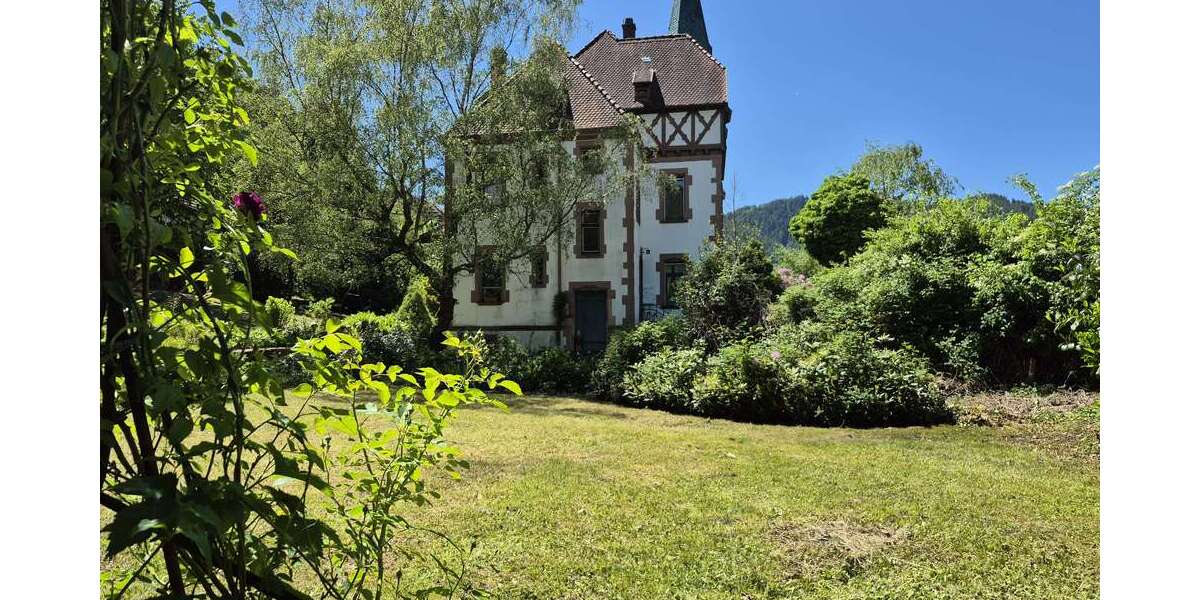 Einfamilienhaus Hornberg - 11 Zimmer, 215 m&sup2;, 548.000&euro; | Angebot:19977447