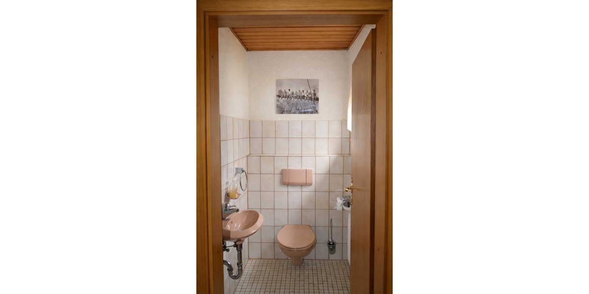 Bungalow Titisee-Neustadt Neustadt - 6 Zimmer, 175 m&sup2;, 450.000&euro; | Angebot:25173327