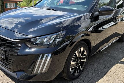 Peugeot 208 14.933 km 15.750 &euro; Bonndorf-Wellendingen 79848