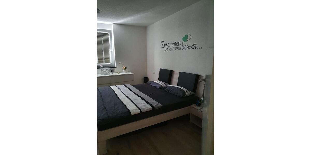 Etagenwohnung Villingen-Schwenningen Schwenningen - 4.5 Zimmer, 112 m&sup2;, 1.160&euro; | Angebot:25452071