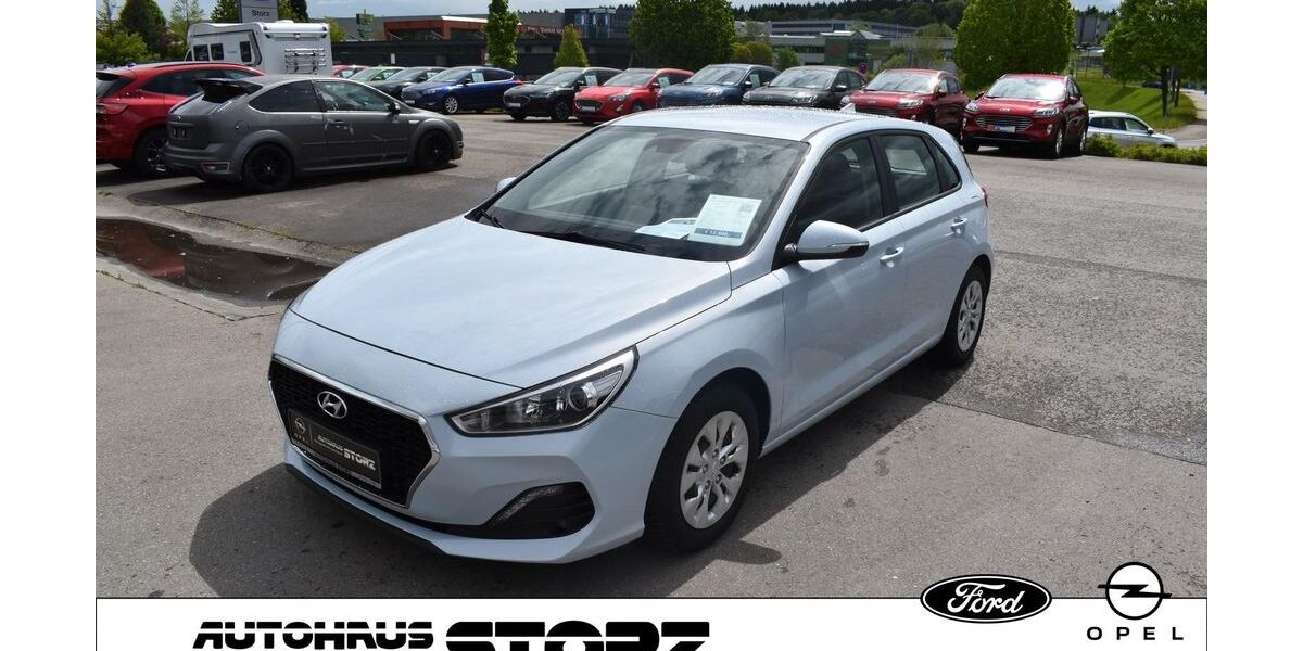 Hyundai i30 59.905 km 12.900 &euro; Villingen-Schwenningen 78052