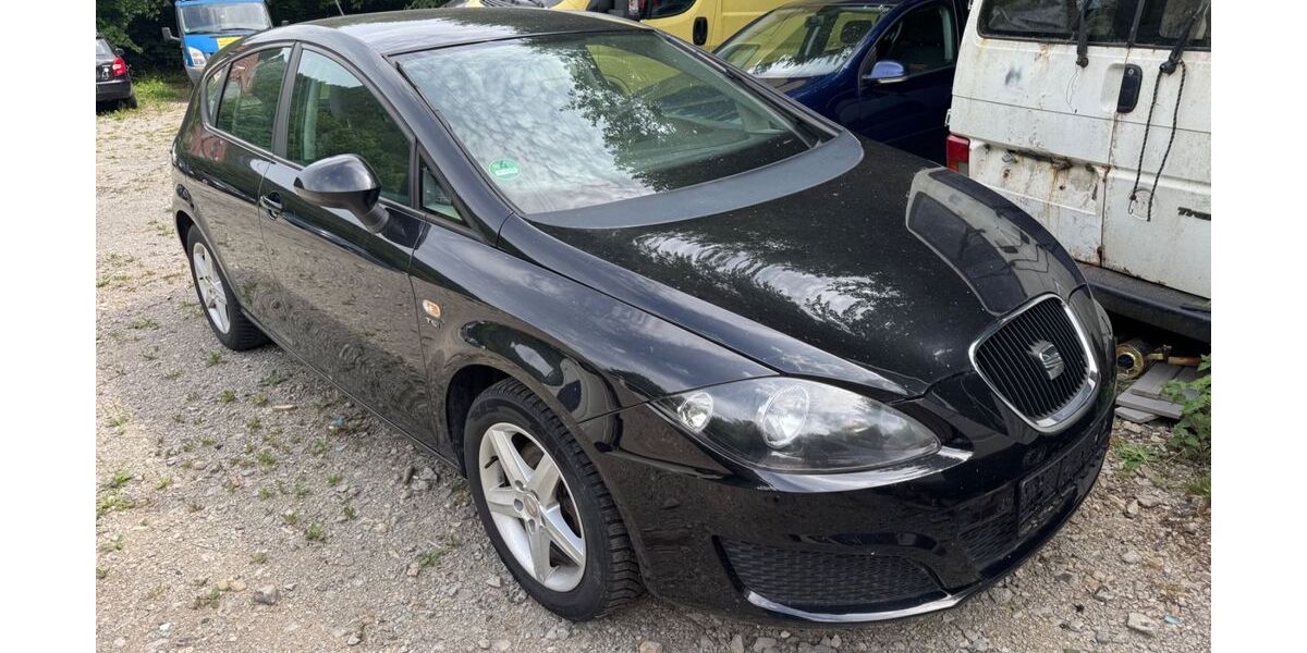 Seat Leon 180.000 km 1.899 &euro; Oberndorf a.N. - Aistaig 78727