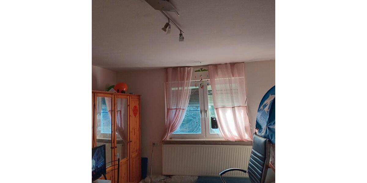 Etagenwohnung Villingen-Schwenningen Schwenningen - 3 Zimmer, 85 m&sup2;, 199.000&euro; | Angebot:26516384