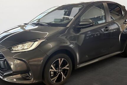 Toyota Yaris 2.500 km 24.370 &euro; Villingen-Schwenningen 78048