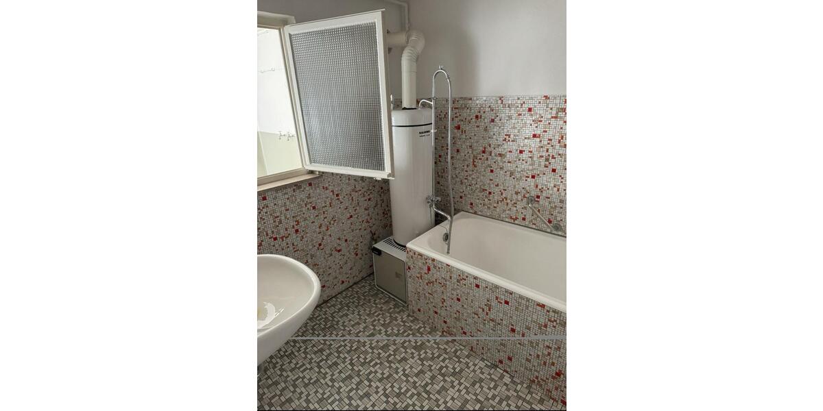 Einfamilienhaus Tuningen - 4 Zimmer, 118 m&sup2;, 240.000&euro; | Angebot:25127784