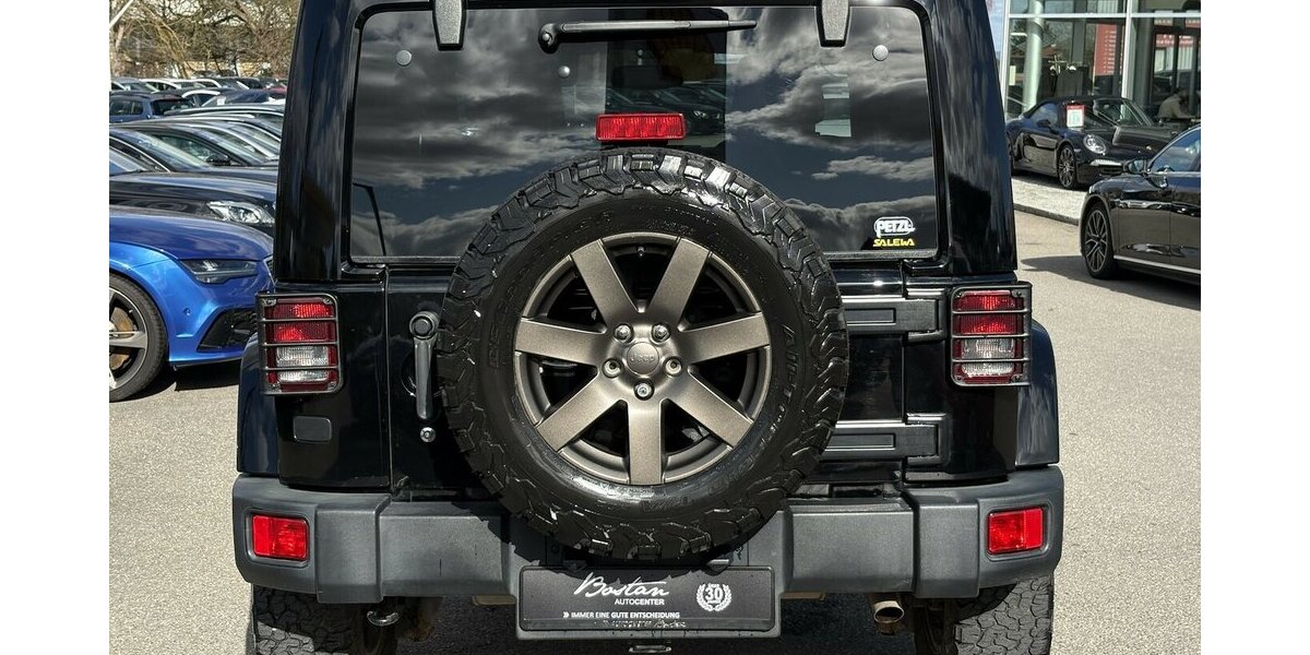 Jeep Wrangler Unlimited Golden Eagle 4x4/ALPINE/AHK 79.124 km 32.900 &euro; Villingen-Schwenningen 78054