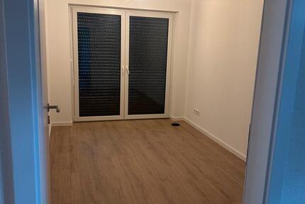 Wohnung Villingen-Schwenningen Schwenningen - 3.5 Zimmer, 83 m&sup2;, 1.500&euro; | Angebot:25512951