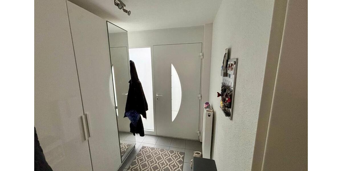 Doppelhaushälfte Villingen-Schwenningen Schwenningen - 5.5 Zimmer, 136 m&sup2;, 459.000&euro; | Angebot:26048202