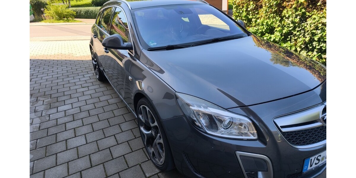 Opel Insignia OPC 186.000 km 7.990 &euro; Niedereschach 78078