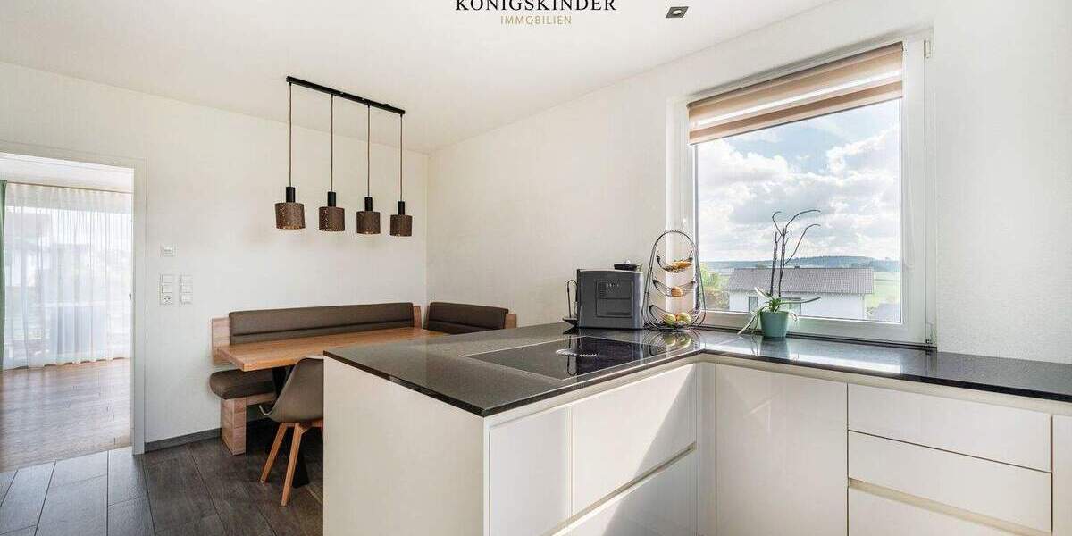 Einfamilienhaus Dunningen / Stampfe Dunningen - 8 Zimmer, 193 m&sup2;, 790.000&euro; | Angebot:25731506