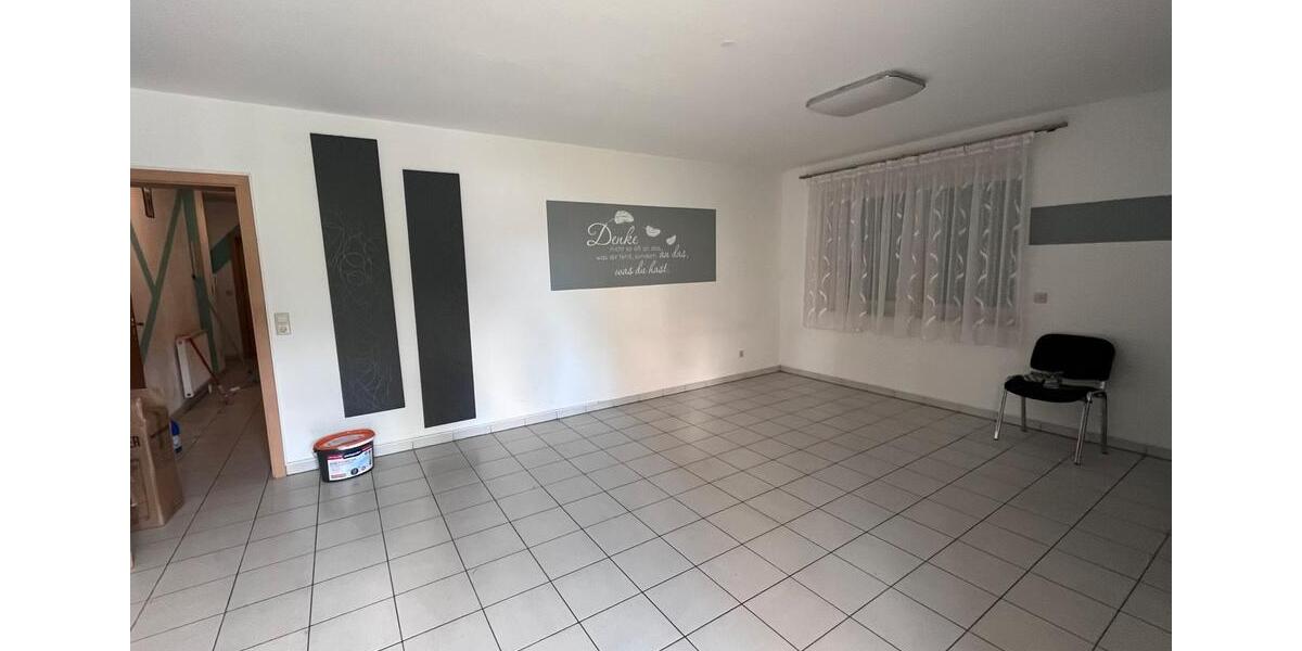 Etagenwohnung Rottweil - 5 Zimmer, 140 m&sup2;, 1.400&euro; | Angebot:26639175