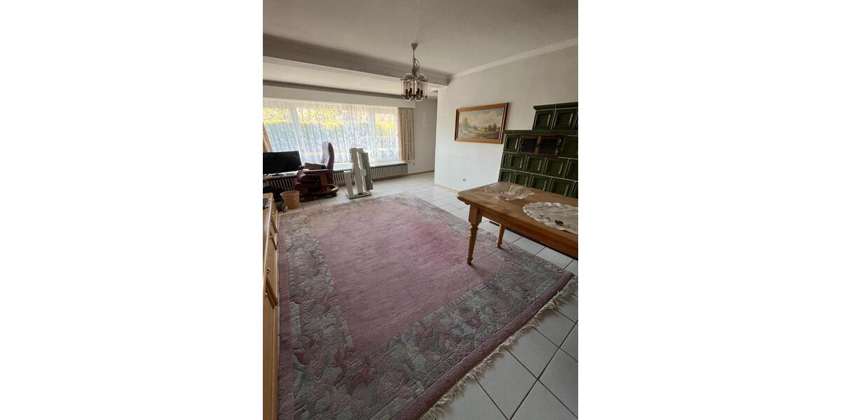 Einfamilienhaus Friedenweiler - 7.5 Zimmer, 185 m&sup2;, 390.000&euro; | Angebot:26958639