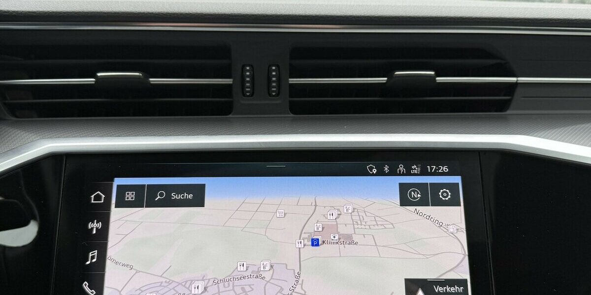 Audi A6 45 TFSI SPORT/PANORAMA/360°+3D/MMI NAVI/PDC 34.435 km 35.900 &euro; Villingen-Schwenningen 78054