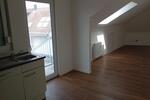 Dachgeschoßwohnung Villingen-Schwenningen Schwenningen - 3 Zimmer, 800&euro; | Angebot:21795335
